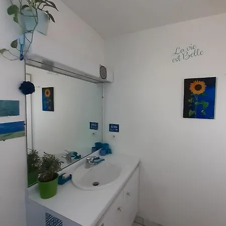 Maison 3 Avec Jardinet Hotel