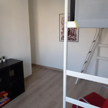 Maison 3 Avec Jardinet Hotel